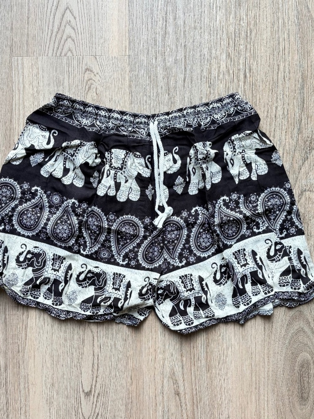 Thai Elephant Print Shorts Women Size S Boho Hippie Beach Summer Festival